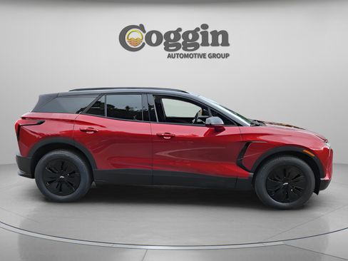 New 2025 Chevrolet Blazer EV LT w/ Midnight/Sport Edition image 4