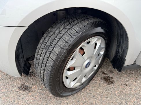 Used 2018 Ford Transit Connect XLT image 32