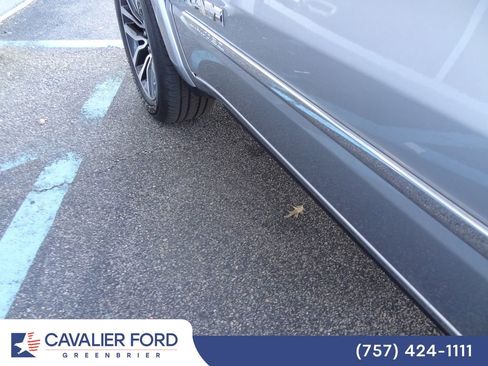Used 2025 RAM 1500 Limited w/ Trailer Tow Group AWD/4WD image 16