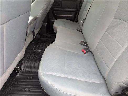 Used 2018 RAM 1500 Express image 17