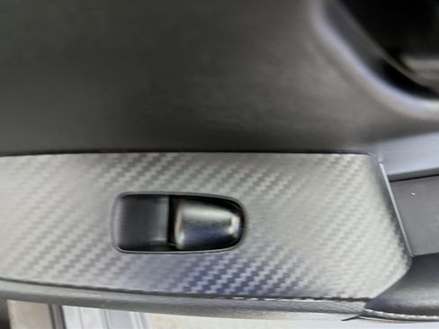 Used 2025 Nissan Sentra SV FWD image 31