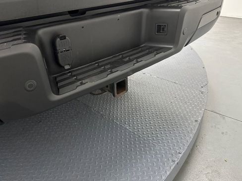 Certified 2023 Nissan Frontier PRO-4X w/ Pro Convenience Package image 16