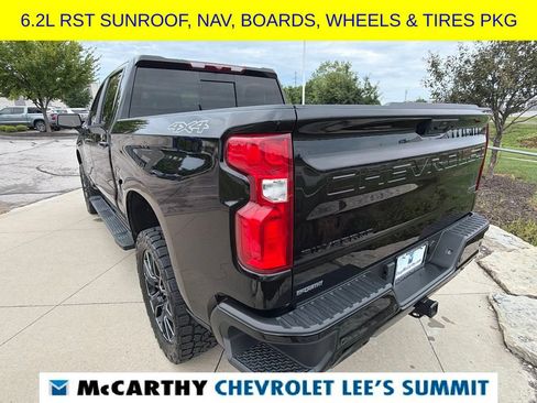 Used 2025 Chevrolet Silverado 1500 RST w/ Dark Appearance Package AWD/4WD image 14