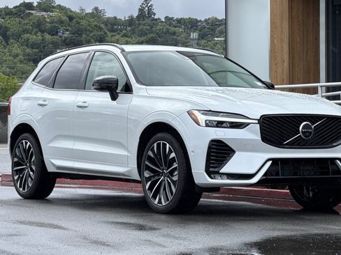 New 2026 Volvo XC60 B5 Ultra AWD/4WD image 9