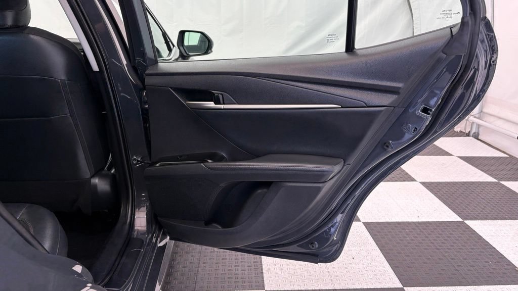 Used 2025 Toyota Camry XLE FWD image 24