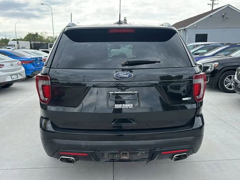 Used 2018 Ford Explorer Platinum AWD/4WD image 6