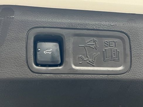 Used 2022 Lincoln Navigator L Reserve image 16