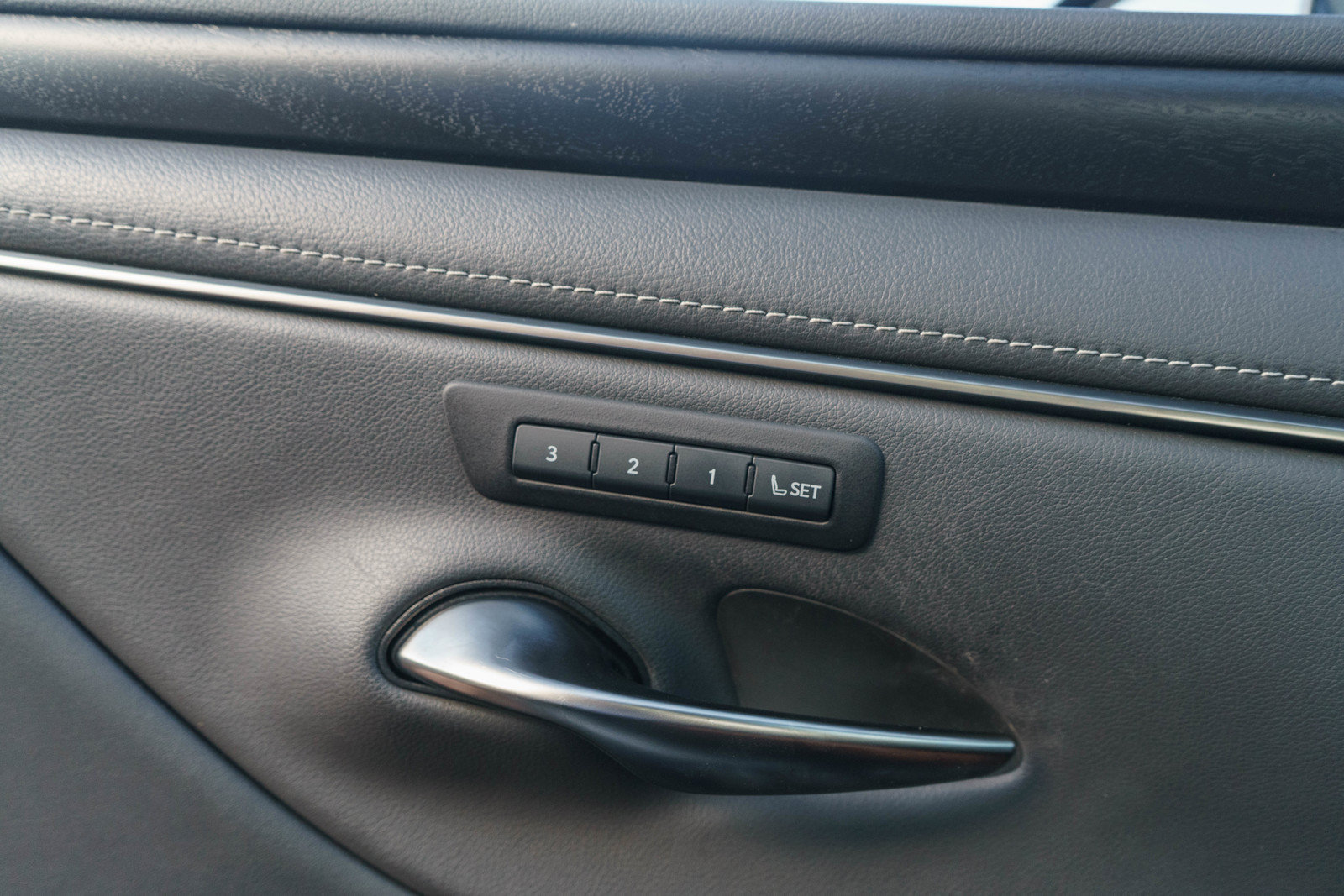 Used 2022 Lexus ES 300h FWD image 24