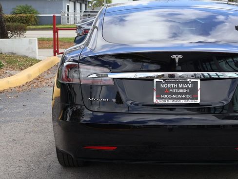 Used 2017 Tesla Model S 75D image 15