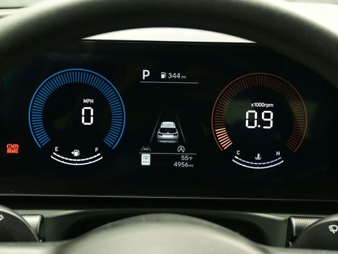 Certified 2026 Hyundai Tucson SE image 23