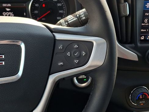 Used 2024 GMC Terrain SLT AWD/4WD image 21