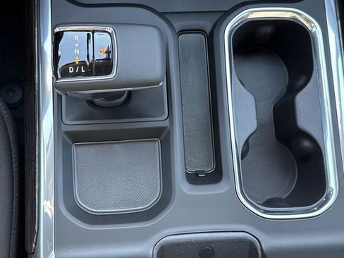 New 2026 GMC Sierra 1500 Elevation image 16