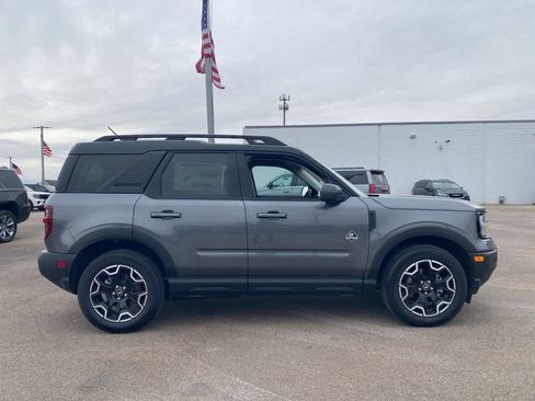 New 2025 Ford Bronco Sport Outer Banks w/ Outer Banks Tech Package+ image 3