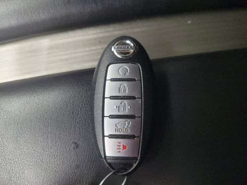 Used 2017 Nissan Murano Platinum w/ Platinum Technology Package image 32