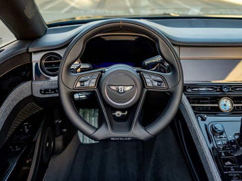 Used 2022 Bentley Other Bentley Models image 18