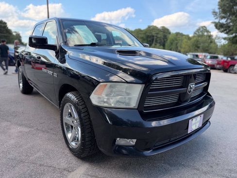 Used 2011 RAM 1500 Sport w/ Sport Premium Group RWD image 3