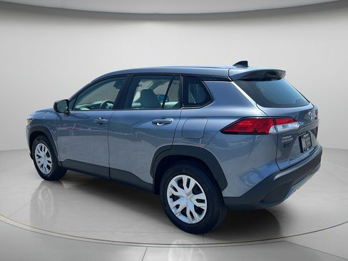 Used 2022 Toyota Corolla Cross L AWD/4WD image 5