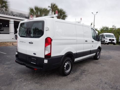 Used 2015 Ford Transit 250 130 Low Roof image 7