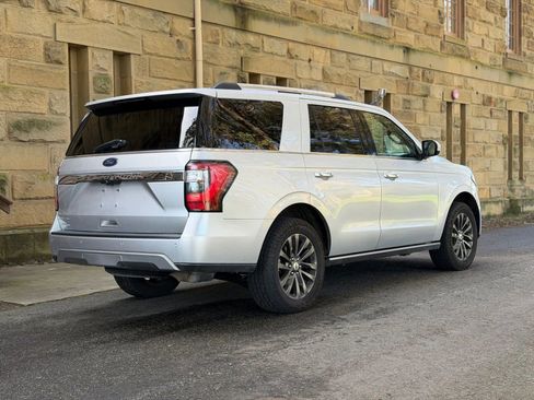Used 2019 Ford Expedition Limited image 10