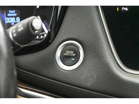 Used 2018 Cadillac XT5 Luxury w/ Driver Awareness Package FWD image 47