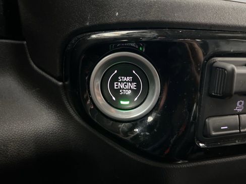 Used 2022 GMC Sierra 1500 SLT w/ SLT Premium Plus Package image 15