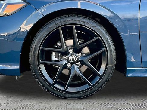 Used 2025 Honda Civic Sport image 34