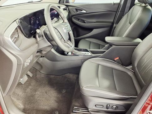 Used 2024 Buick Encore GX Avenir image 12