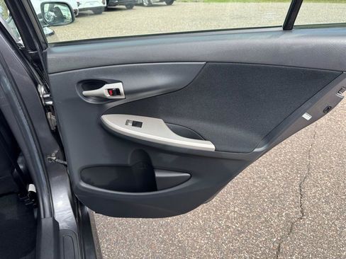 Used 2013 Toyota Corolla S FWD image 22