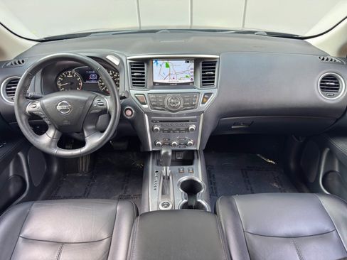 Used 2020 Nissan Pathfinder SL AWD/4WD image 11