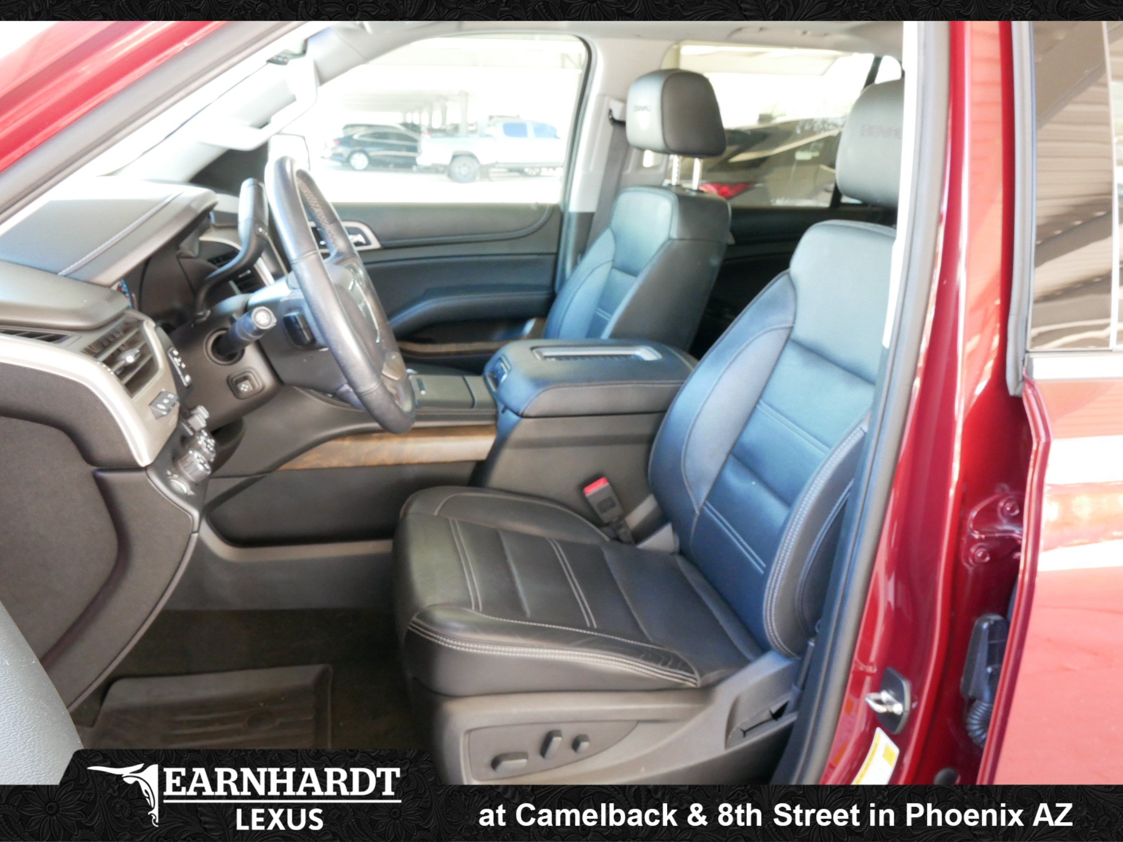 Used 2018 GMC Yukon Denali w/ Open Road Package AWD/4WD image 2