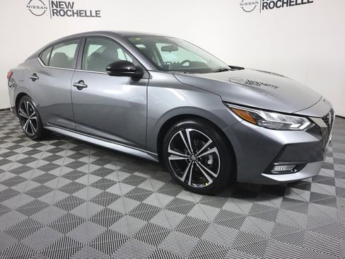 Used 2023 Nissan Sentra SR w/ Trunk Package image 8