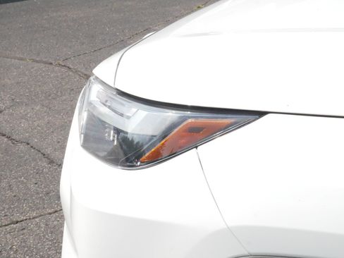 Used 2022 Toyota RAV4 XLE w/ Convenience Package AWD/4WD image 16