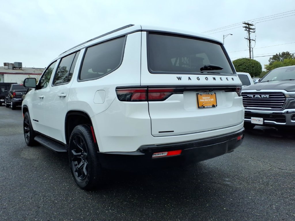 Used 2023 Jeep Wagoneer Series II AWD/4WD image 20