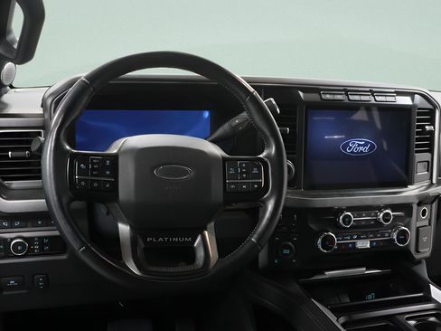 Used 2024 Ford F250 Platinum AWD/4WD image 6