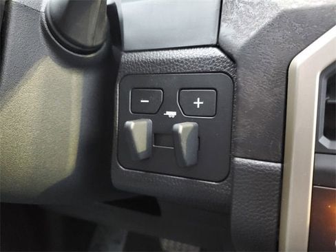 New 2026 Toyota Tacoma Limited image 28