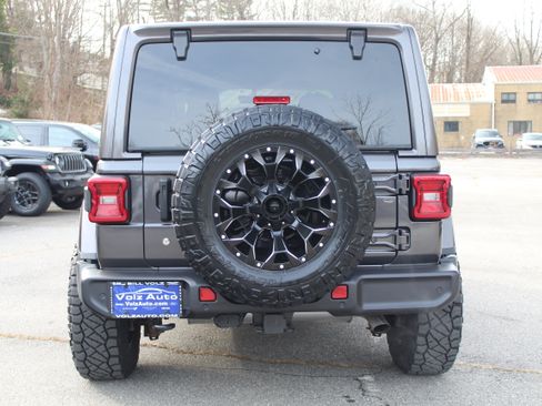 Used 2019 Jeep Wrangler Unlimited Sahara w/ Dual Top Group image 19