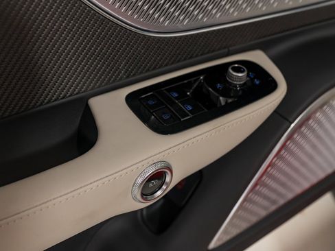 Used 2024 Maserati GranCabrio Trofeo image 50