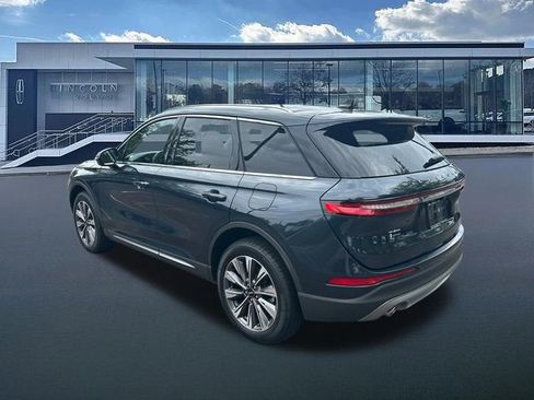 Certified 2022 Lincoln Corsair Reserve w/ Elements Package FWD image 5