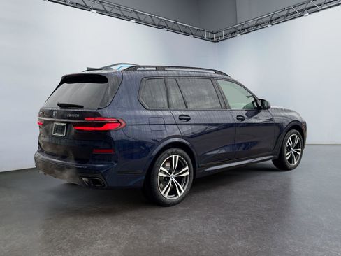 New 2026 BMW X7 M60i image 3