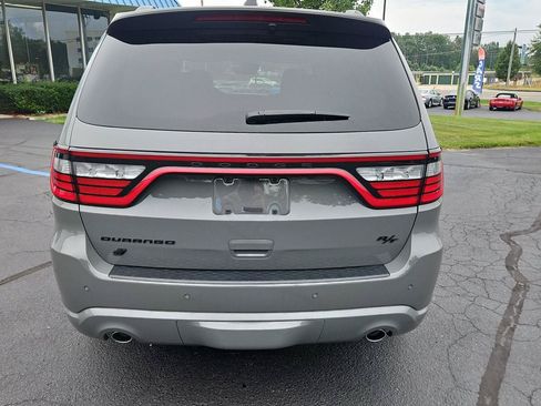 Used 2025 Dodge Durango R/T w/ Blacktop Package AWD/4WD image 9