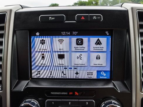Used 2017 Ford F150 Lariat RWD image 9