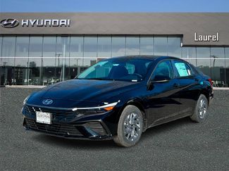 New 2026 Hyundai Elantra Hybrid FWD video 2