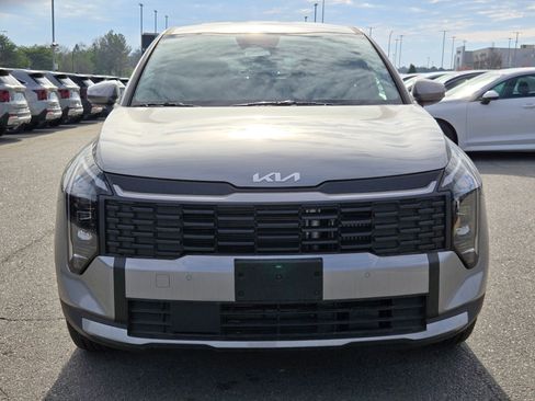 New 2026 Kia Sportage LX image 2