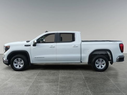 Used 2024 GMC Sierra 1500 SLE image 2