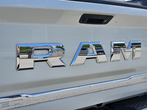 Used 2016 RAM 2500 Limited AWD/4WD image 15