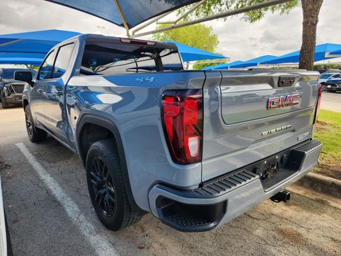 Used 2024 GMC Sierra 1500 Elevation image 3