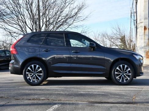 Certified 2025 Volvo XC60 B5 Plus w/ Climate Package image 8