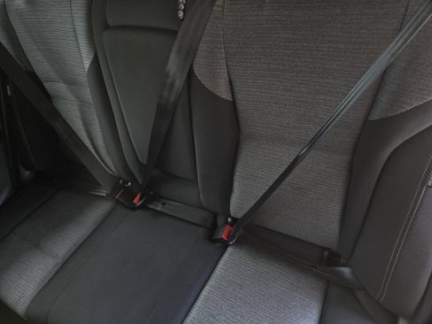 Used 2023 Nissan Rogue SV FWD image 12
