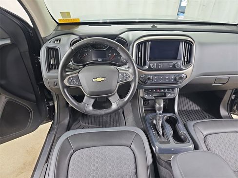 Used 2022 Chevrolet Colorado Z71 image 23