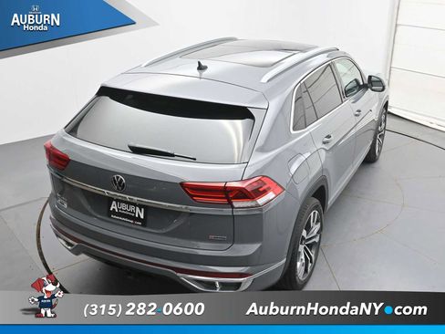 Used 2020 Volkswagen Atlas Cross Sport SEL Premium R-Line AWD/4WD image 34